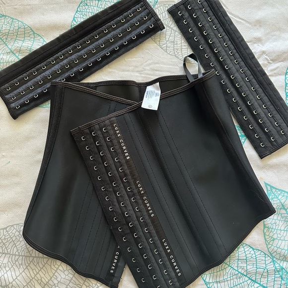 Luxx Curve Waist Trainer - Picture 2 of 2